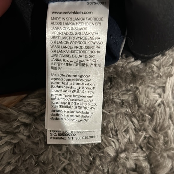 Calvin Klein Women’s flat front Navy 32X30 pants - Picture 2 of 4